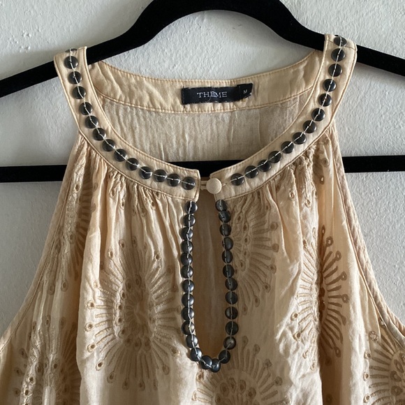 Beautifully detailed mini dress! - Picture 2 of 6